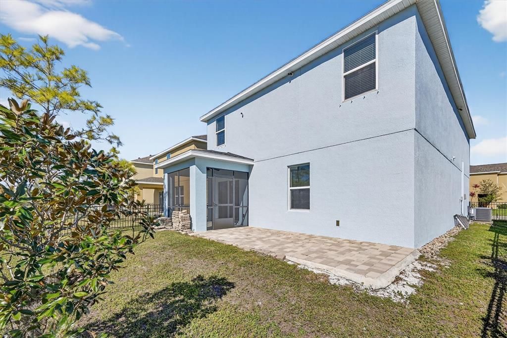 For Rent: $2,850 (5 beds, 3 baths, 2520 Square Feet)