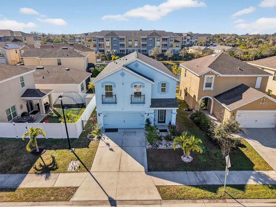For Rent: $2,850 (5 beds, 3 baths, 2520 Square Feet)