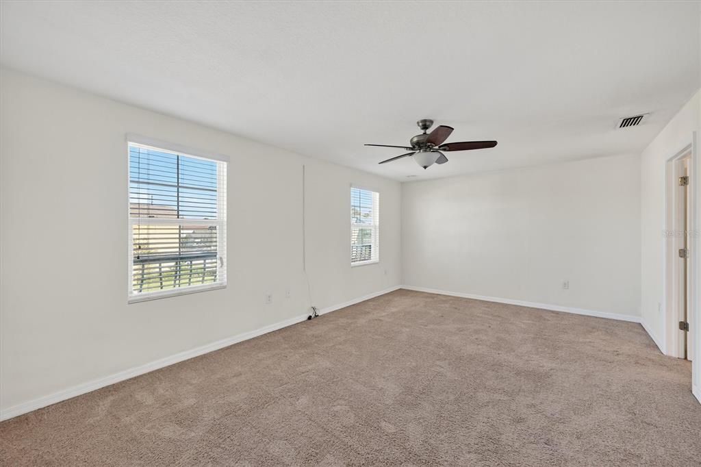 For Rent: $2,850 (5 beds, 3 baths, 2520 Square Feet)