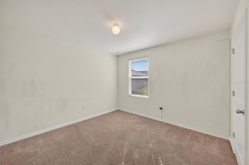 For Rent: $2,850 (5 beds, 3 baths, 2520 Square Feet)