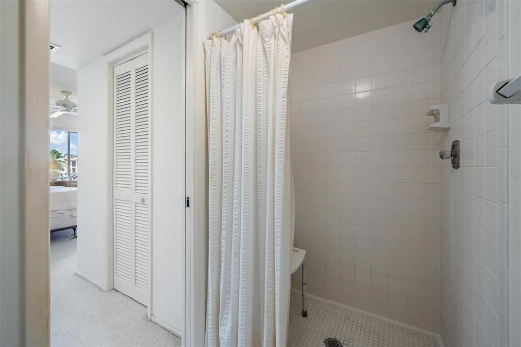 En Venta: $175,000 (2 camas, 2 baños, 1094 Pies cuadrados)