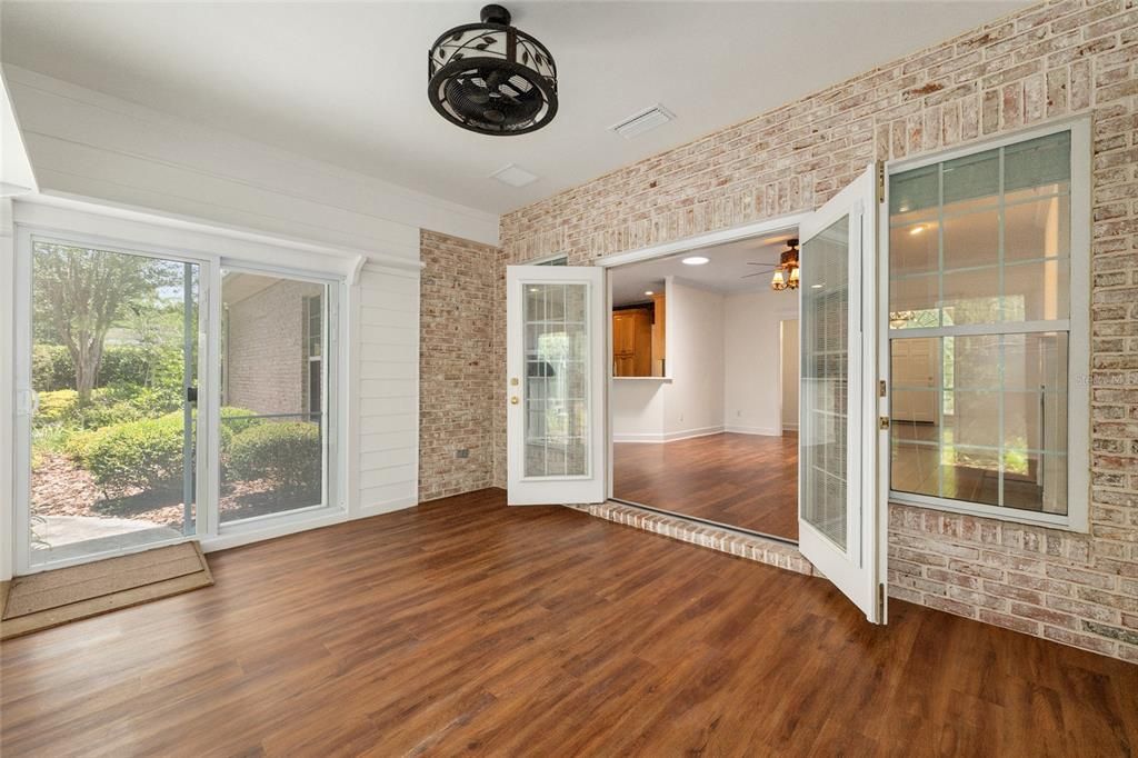 Active With Contract: $549,000 (3 beds, 2 baths, 2409 Square Feet)