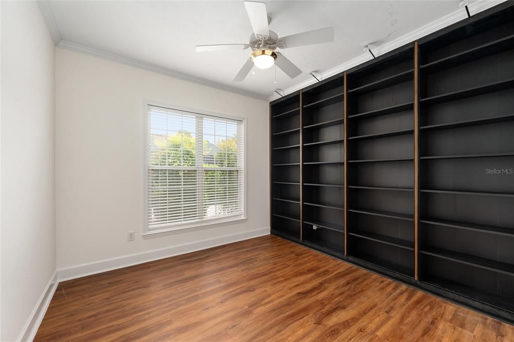 Active With Contract: $549,000 (3 beds, 2 baths, 2409 Square Feet)