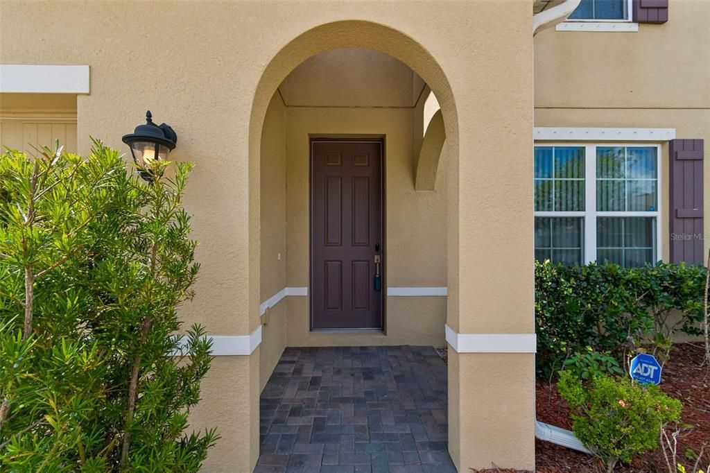 For Sale: $640,000 (4 beds, 3 baths, 2592 Square Feet)