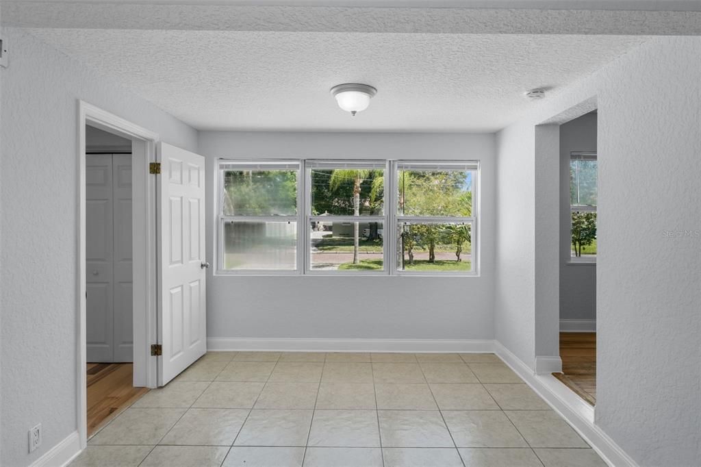For Rent: $2,900 (4 beds, 2 baths, 1751 Square Feet)