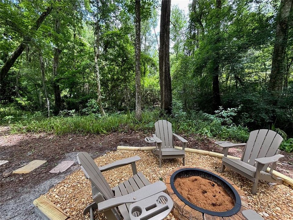 For Sale: $449,000 (4 beds, 2 baths, 2098 Square Feet)