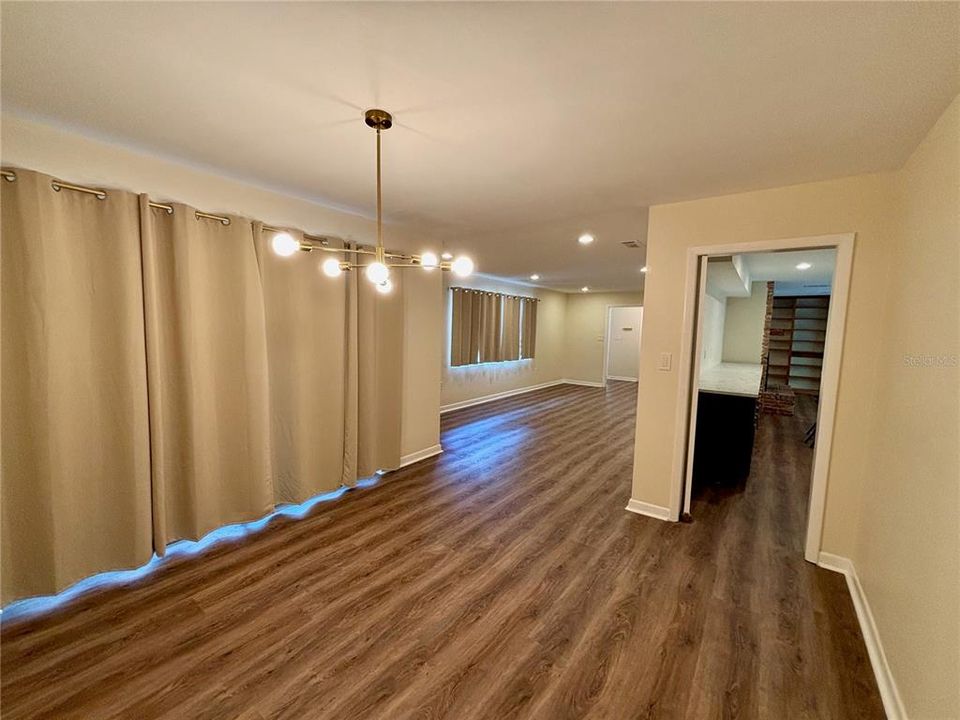 For Sale: $449,000 (4 beds, 2 baths, 2098 Square Feet)