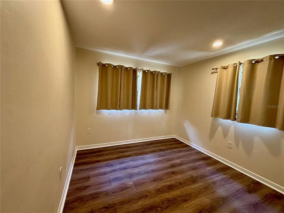 For Sale: $449,000 (4 beds, 2 baths, 2098 Square Feet)