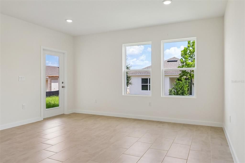 For Sale: $329,990 (3 beds, 2 baths, 1986 Square Feet)