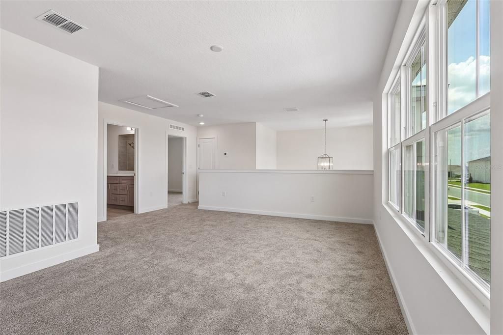 For Sale: $329,990 (3 beds, 2 baths, 1986 Square Feet)