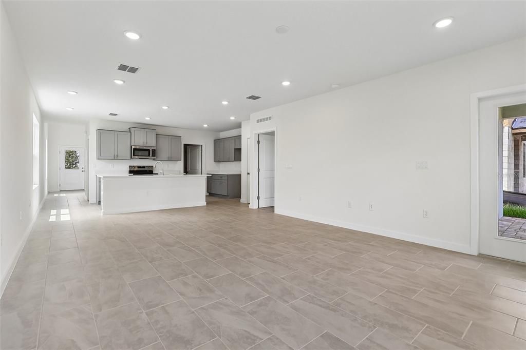 For Sale: $329,990 (3 beds, 2 baths, 1986 Square Feet)