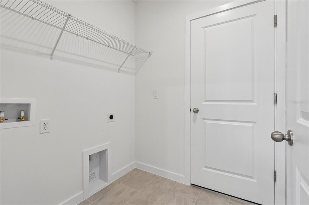 For Sale: $329,990 (3 beds, 2 baths, 1986 Square Feet)