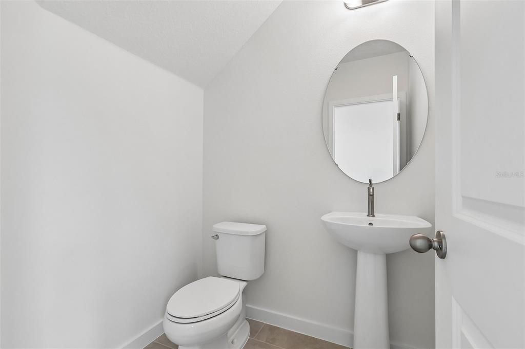 For Sale: $329,990 (3 beds, 2 baths, 1986 Square Feet)