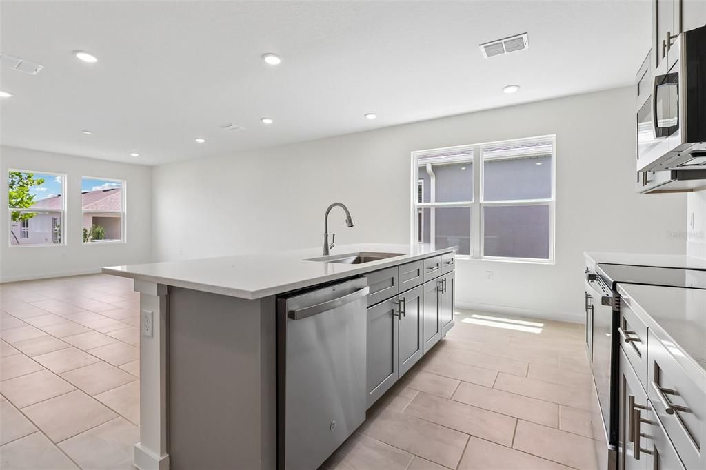 For Sale: $329,990 (3 beds, 2 baths, 1986 Square Feet)