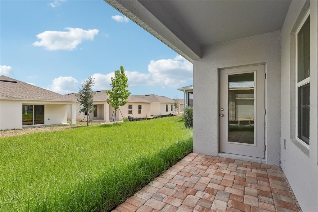 For Sale: $329,990 (3 beds, 2 baths, 1986 Square Feet)