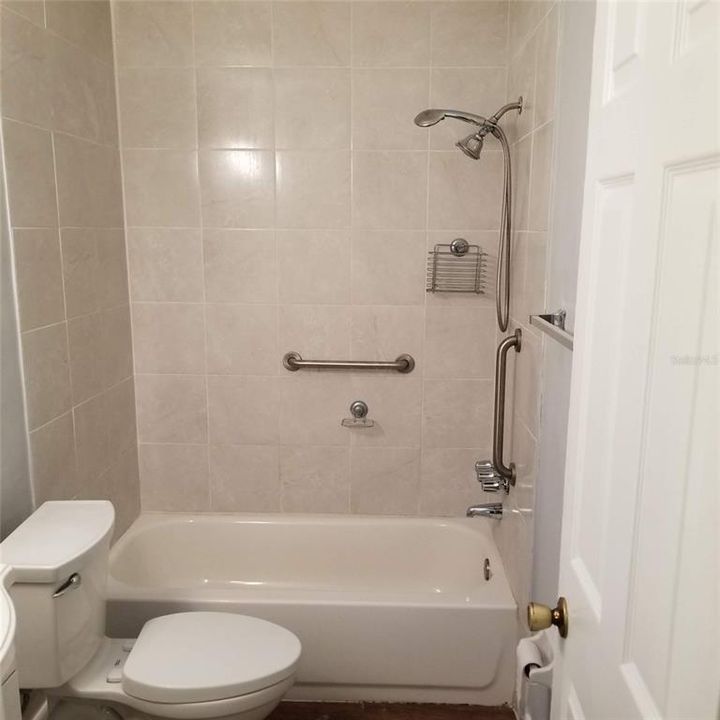 В аренду: $2,350 (3 спален, 1 ванн, 1189 Квадратных фут)