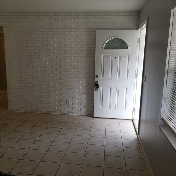 В аренду: $2,350 (3 спален, 1 ванн, 1189 Квадратных фут)