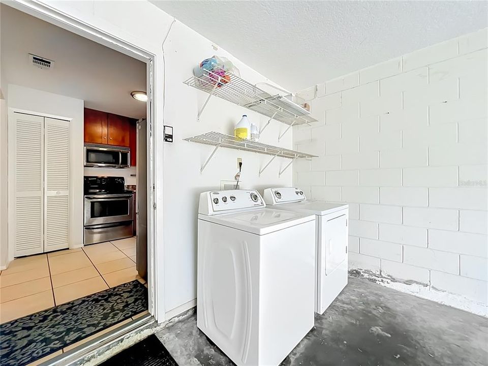 For Sale: $380,000 (3 beds, 2 baths, 1232 Square Feet)