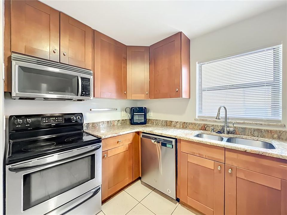 For Sale: $380,000 (3 beds, 2 baths, 1232 Square Feet)