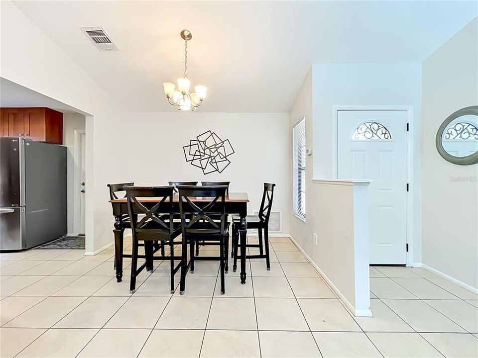 For Sale: $380,000 (3 beds, 2 baths, 1232 Square Feet)