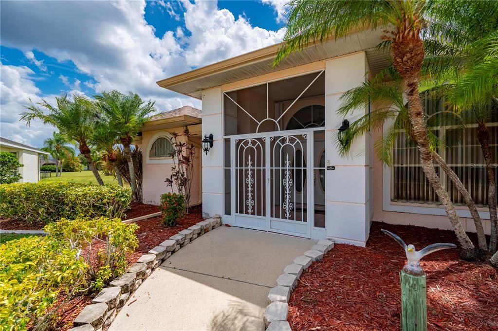 Activo con contrato: $379,900 (3 camas, 2 baños, 2021 Pies cuadrados)
