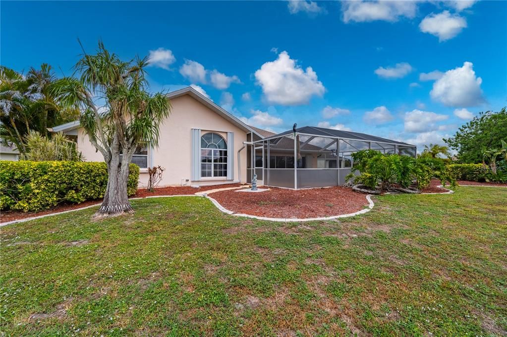 Activo con contrato: $379,900 (3 camas, 2 baños, 2021 Pies cuadrados)