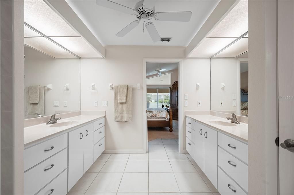 Activo con contrato: $379,900 (3 camas, 2 baños, 2021 Pies cuadrados)