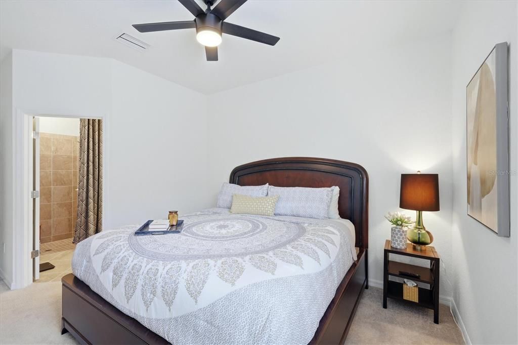 For Sale: $689,000 (3 beds, 3 baths, 2455 Square Feet)