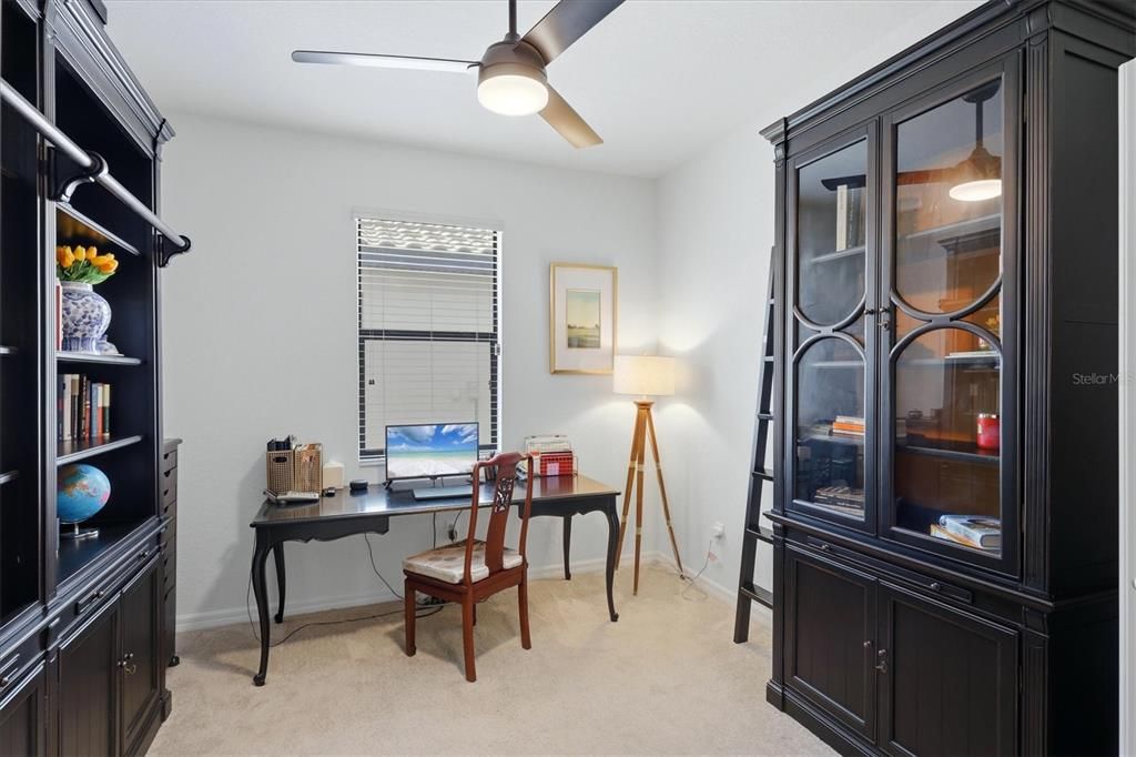For Sale: $689,000 (3 beds, 3 baths, 2455 Square Feet)
