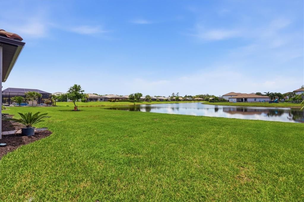 For Sale: $689,000 (3 beds, 3 baths, 2455 Square Feet)