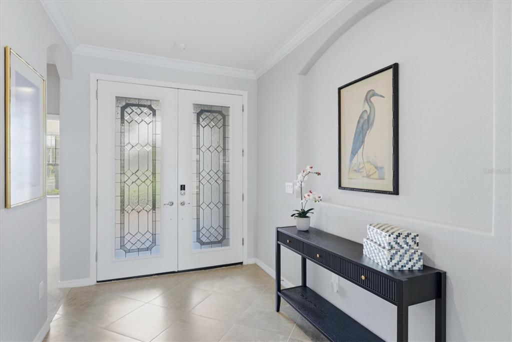 For Sale: $689,000 (3 beds, 3 baths, 2455 Square Feet)