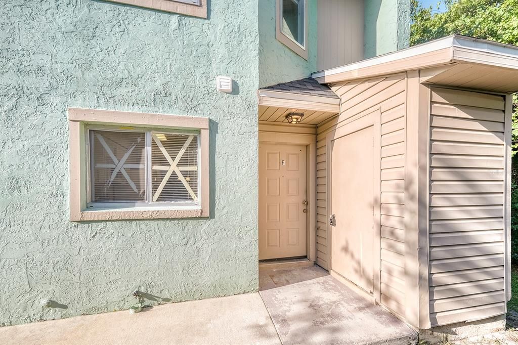 В аренду: $1,700 (2 спален, 2 ванн, 6430 Квадратных фут)