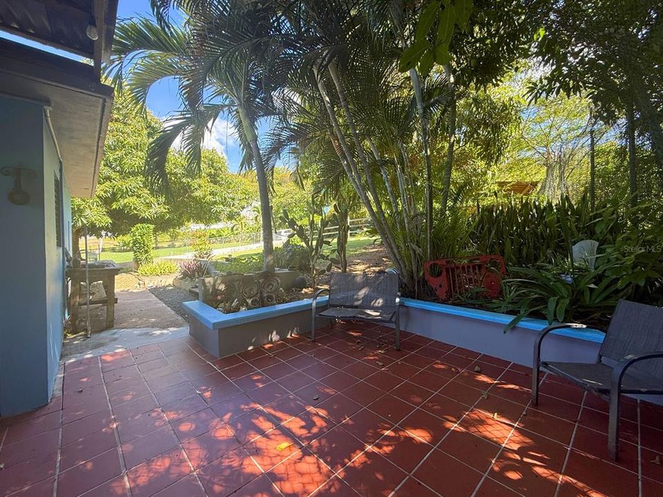 En Venta: $425,000 (3 camas, 2 baños, 1003 Pies cuadrados)