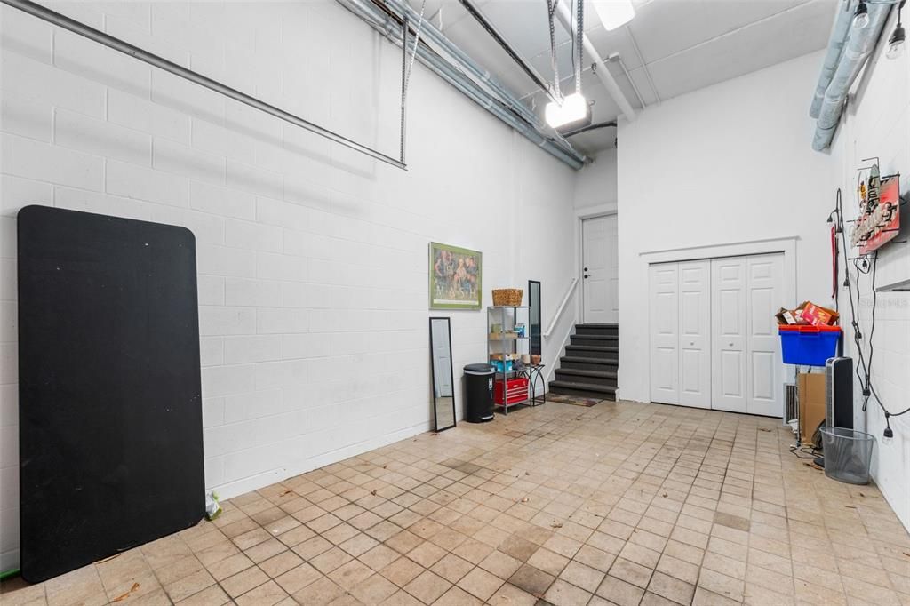 Activo con contrato: $339,000 (2 camas, 2 baños, 1130 Pies cuadrados)