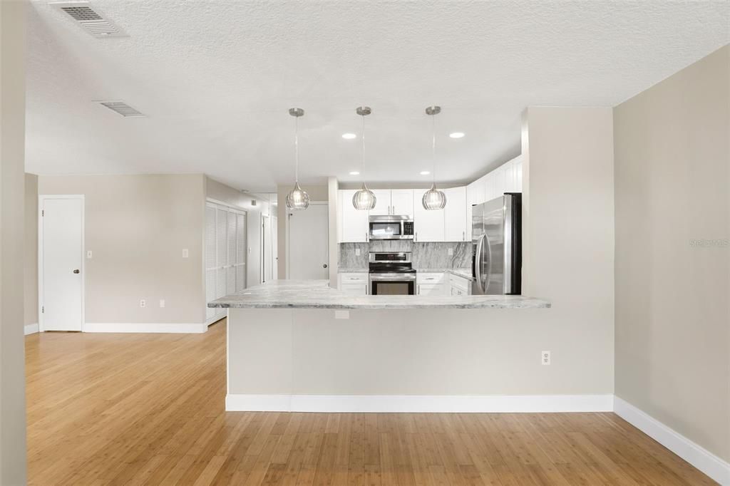 Activo con contrato: $252,000 (2 camas, 2 baños, 1256 Pies cuadrados)