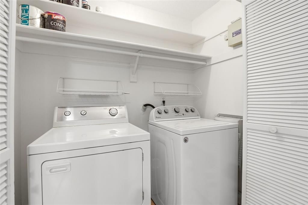 Activo con contrato: $252,000 (2 camas, 2 baños, 1256 Pies cuadrados)