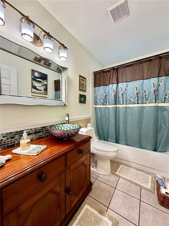 En Venta: $235,000 (2 camas, 2 baños, 1457 Pies cuadrados)
