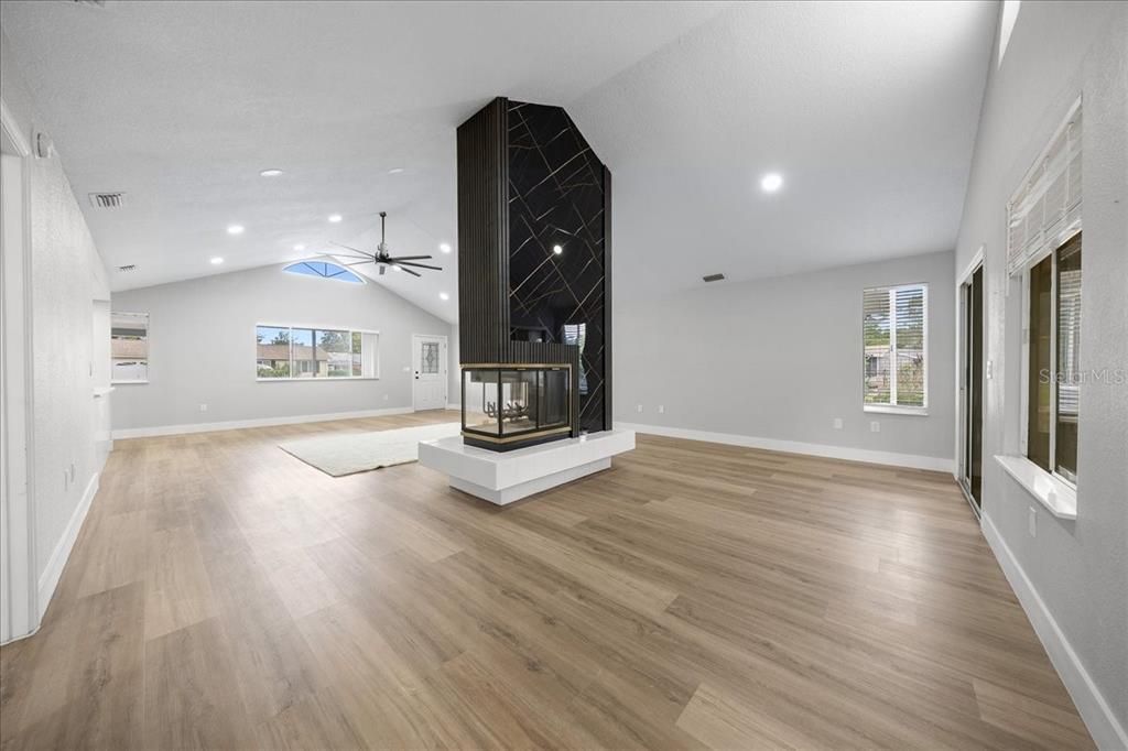 For Sale: $259,999 (3 beds, 2 baths, 1968 Square Feet)