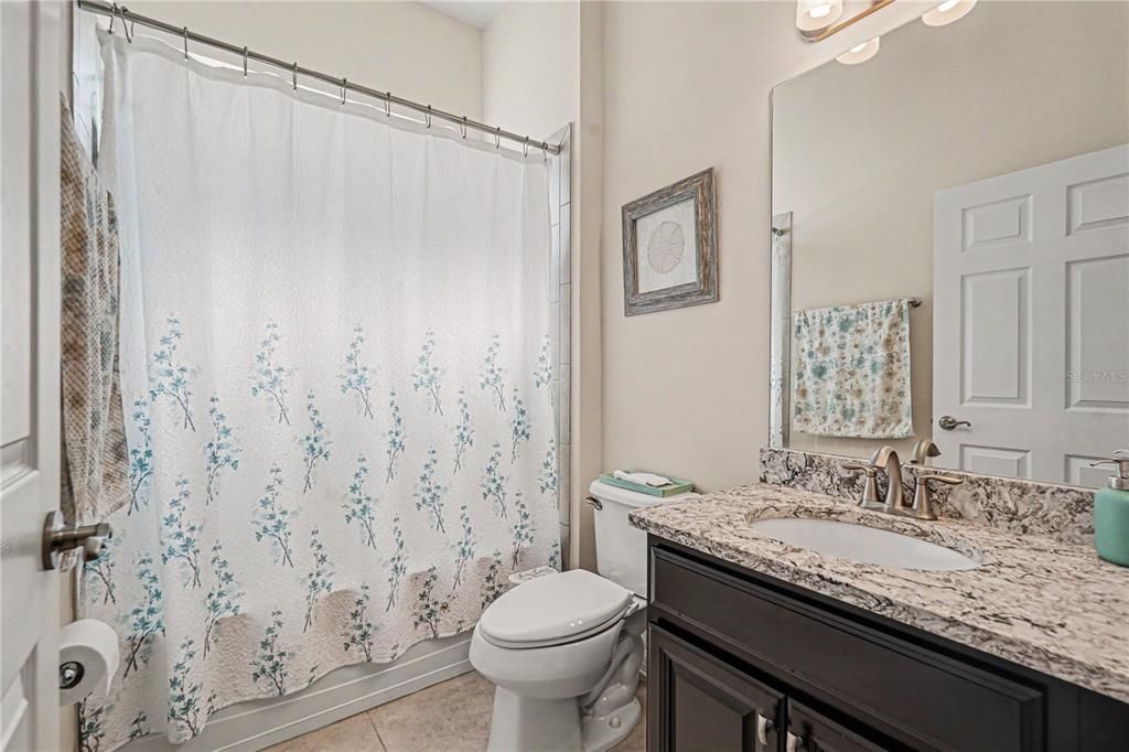 En Venta: $516,900 (4 camas, 3 baños, 2506 Pies cuadrados)