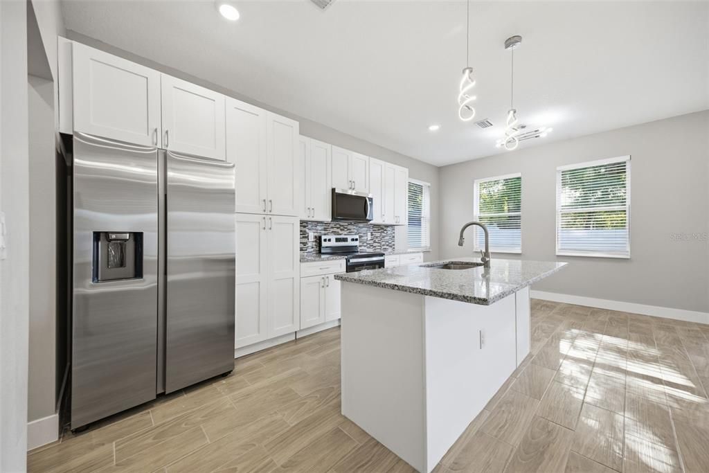 For Sale: $410,000 (3 beds, 2 baths, 1590 Square Feet)
