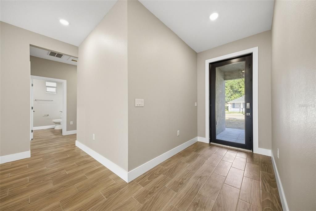 For Sale: $410,000 (3 beds, 2 baths, 1590 Square Feet)