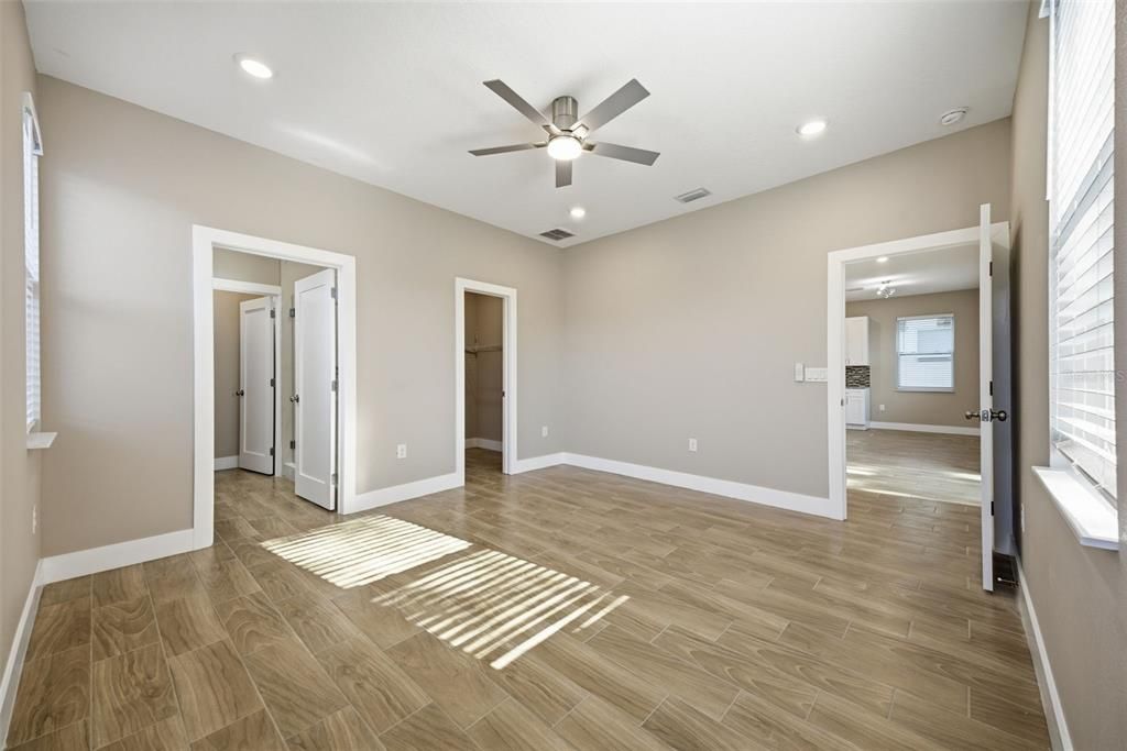 For Sale: $410,000 (3 beds, 2 baths, 1590 Square Feet)