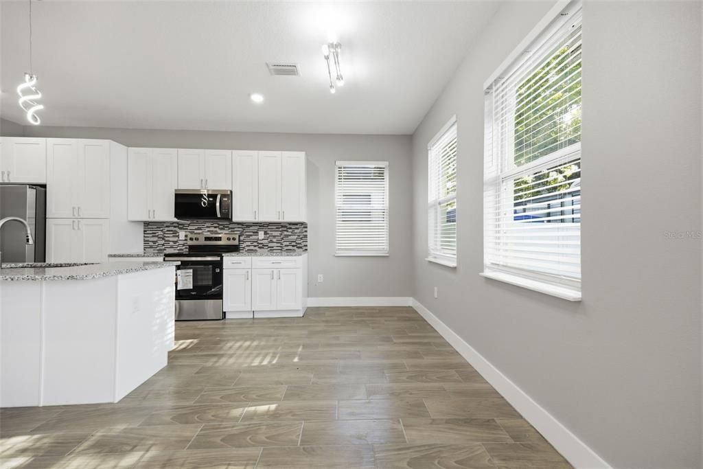For Sale: $410,000 (3 beds, 2 baths, 1590 Square Feet)