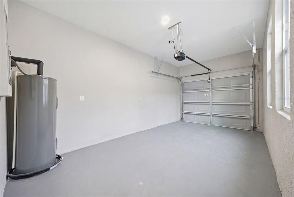 For Sale: $410,000 (3 beds, 2 baths, 1590 Square Feet)