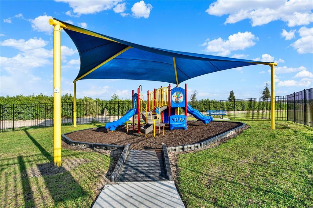 В аренду: $1,998 (4 спален, 2 ванн, 1838 Квадратных фут)
