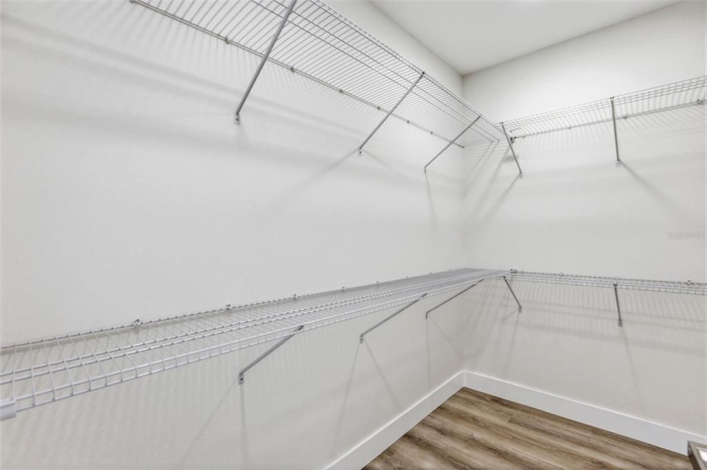 En Venta: $384,900 (3 camas, 2 baños, 1781 Pies cuadrados)