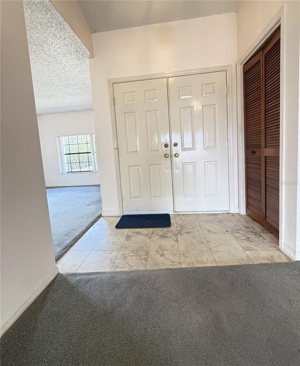 Active With Contract: $210,000 (2 beds, 2 baths, 1478 Square Feet)