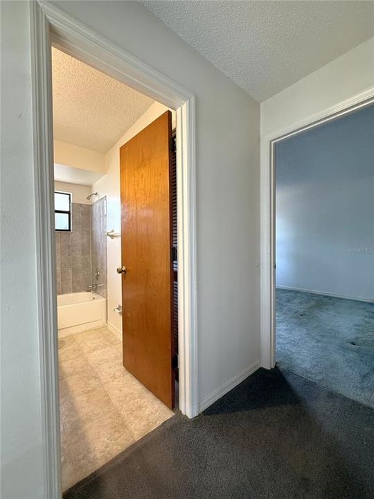 Active With Contract: $210,000 (2 beds, 2 baths, 1478 Square Feet)