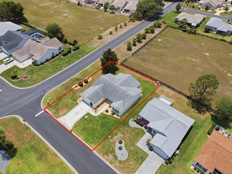 En Venta: $329,000 (3 camas, 2 baños, 1527 Pies cuadrados)