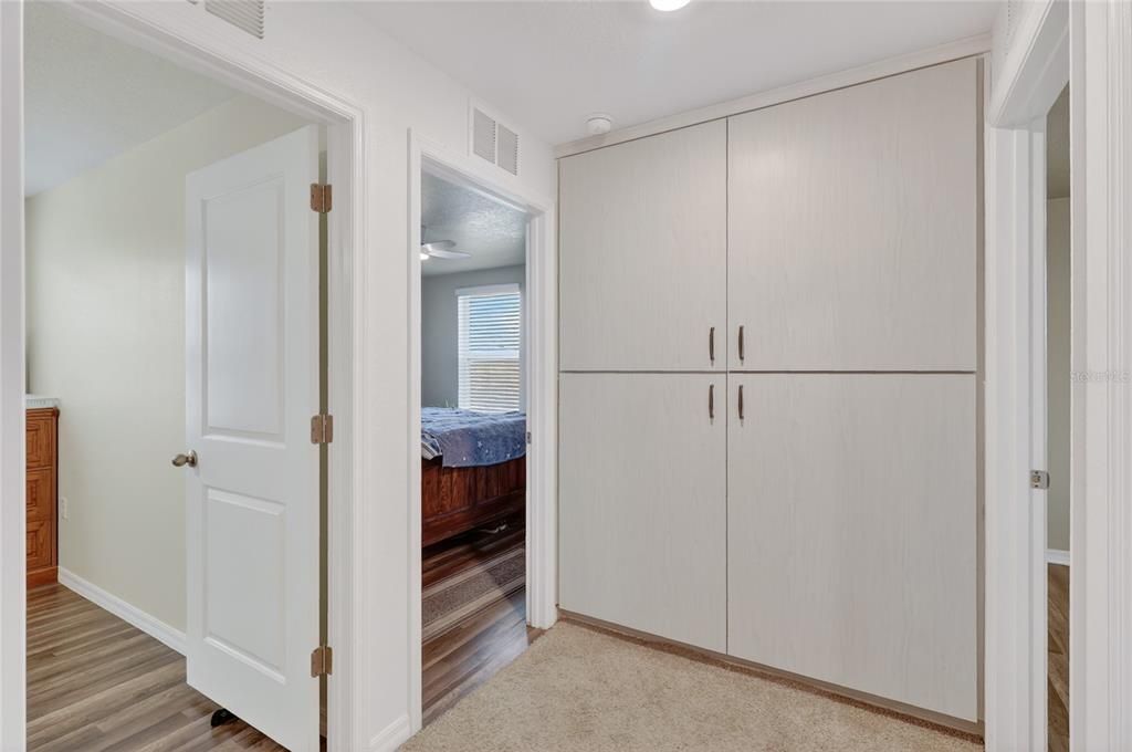 For Sale: $430,000 (5 beds, 3 baths, 2522 Square Feet)
